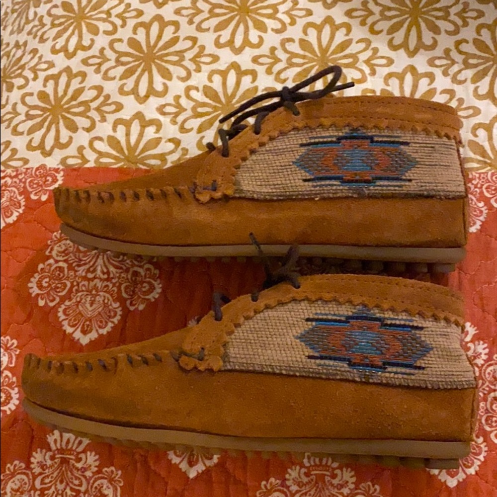 Minnetonka shoes